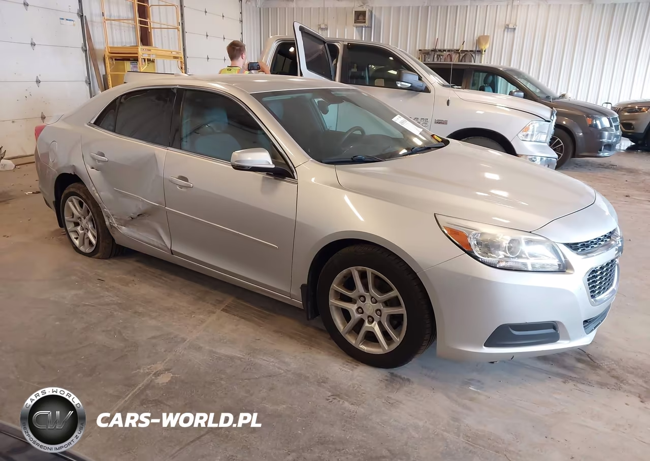 2015 Chevrolet Malibu 1Lt VIN:1G11C5SL7FU132084 - 1