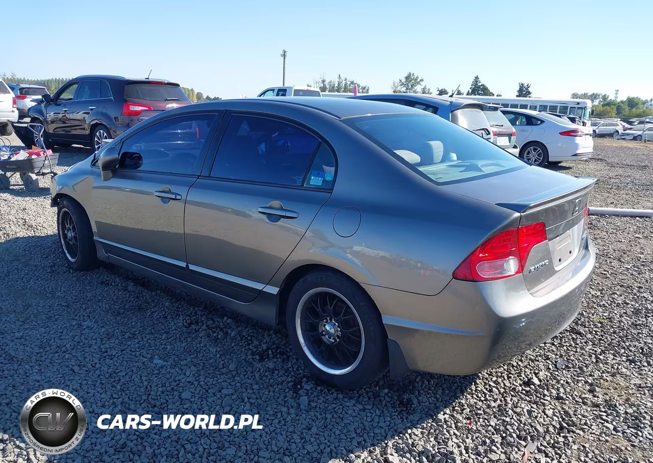 2007 Honda Civic Lx VIN:2HGFA16587H304622 - 3
