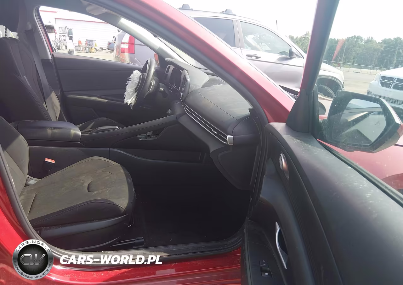2023 Hyundai Elantra Sel VIN:KMHLM4AG5PU395697 - 5