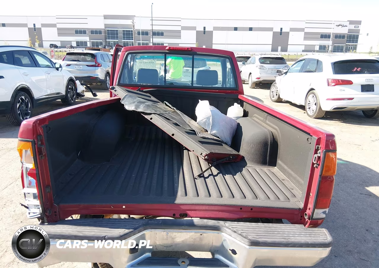 1997 Nissan 4X2 Truck Xe VIN:1N6SD11SXVC406311 - 16
