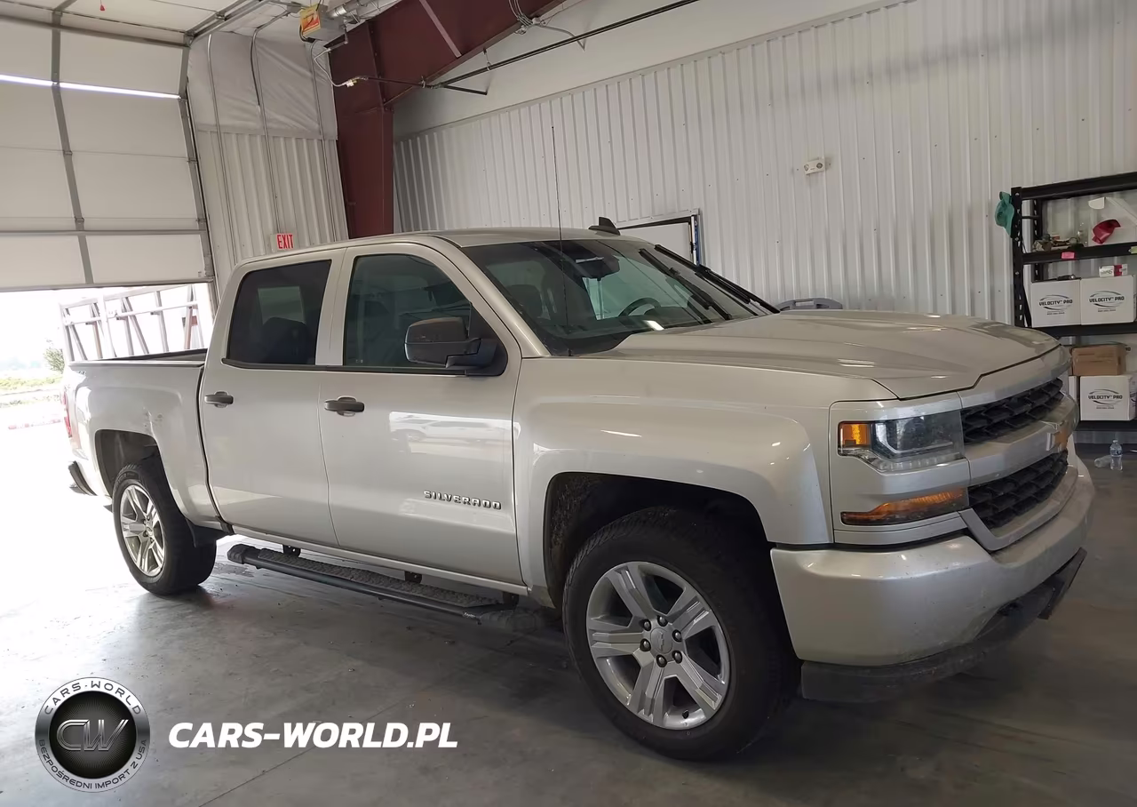 2018 Chevrolet Silverado 1500 Custom VIN:3GCUKPEC3JG608132 - 13