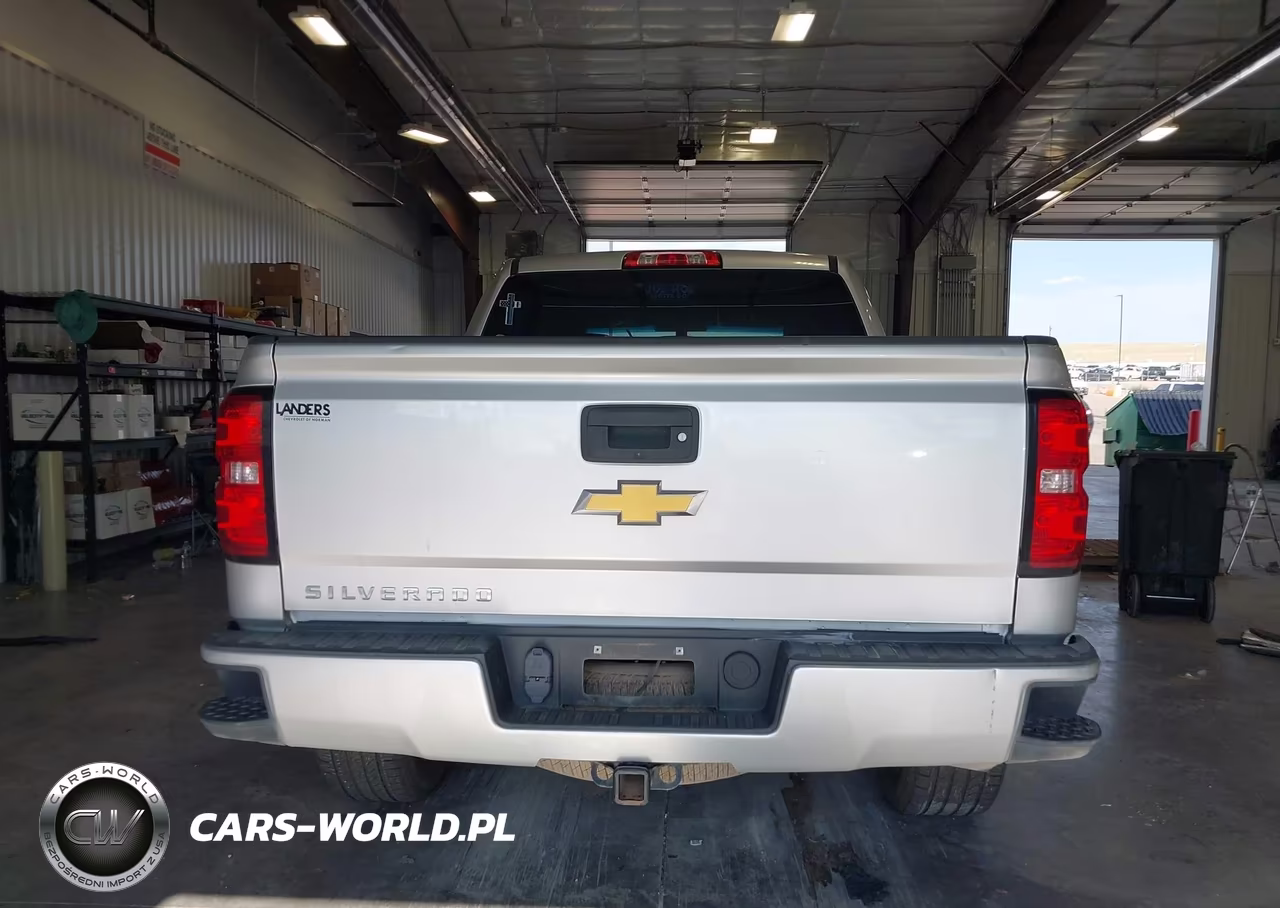 2018 Chevrolet Silverado 1500 Custom VIN:3GCUKPEC3JG608132 - 16