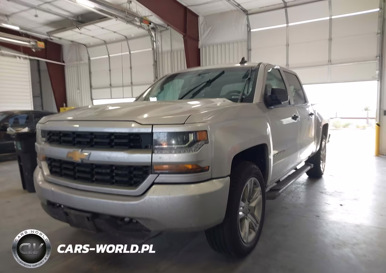 2018 Chevrolet Silverado 1500 Custom VIN:3GCUKPEC3JG608132 - 2