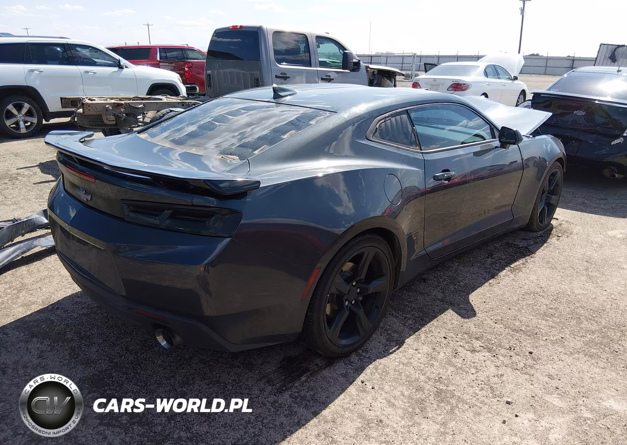 2018 Chevrolet Camaro 1Lt VIN:1G1FB1RS9J0145059 - 4