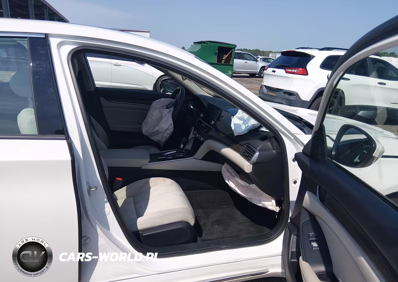 2018 Honda Accord Ex VIN:1HGCV1F4XJA185427 - 5