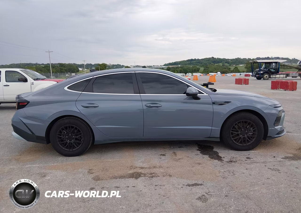 2025 Hyundai Sonata Se VIN:KMHL24JA9SA434352 - 14
