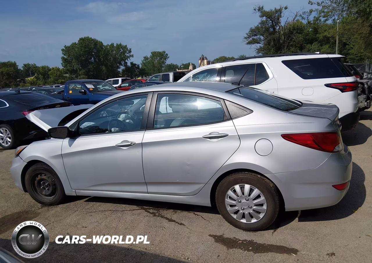 2015 Hyundai Accent Gls VIN:KMHCT4AE4FU915677 - 15