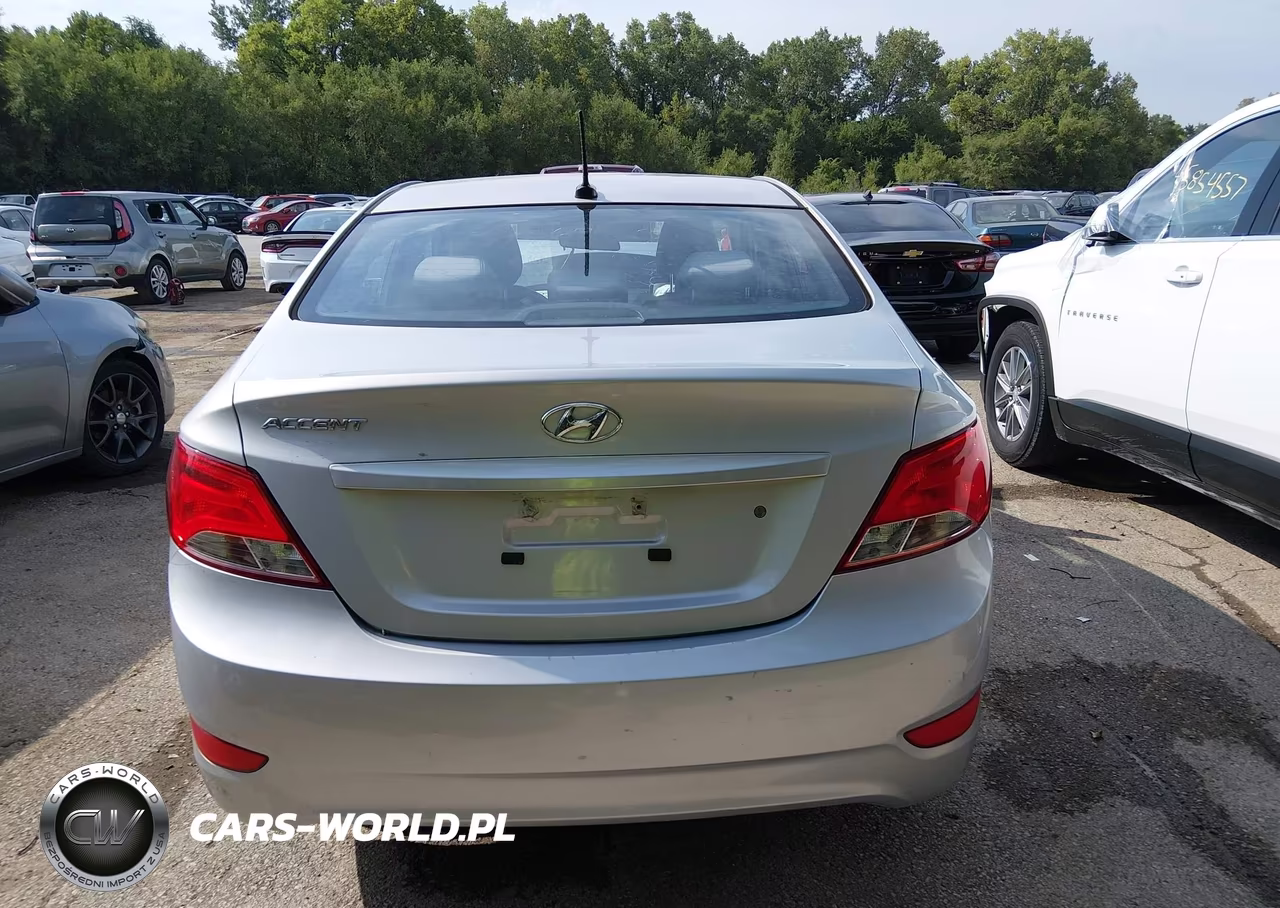 2015 Hyundai Accent Gls VIN:KMHCT4AE4FU915677 - 17
