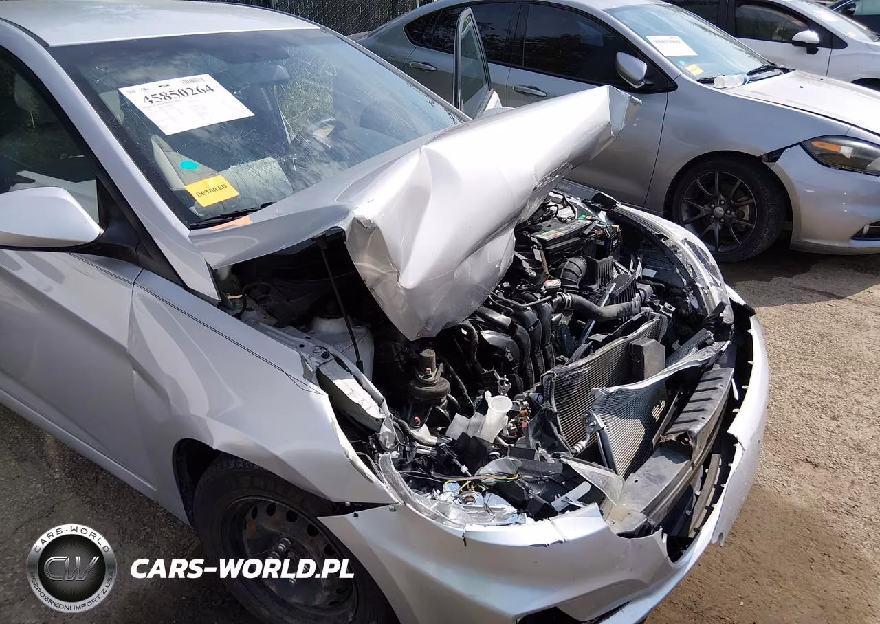 2015 Hyundai Accent Gls VIN:KMHCT4AE4FU915677 - 18