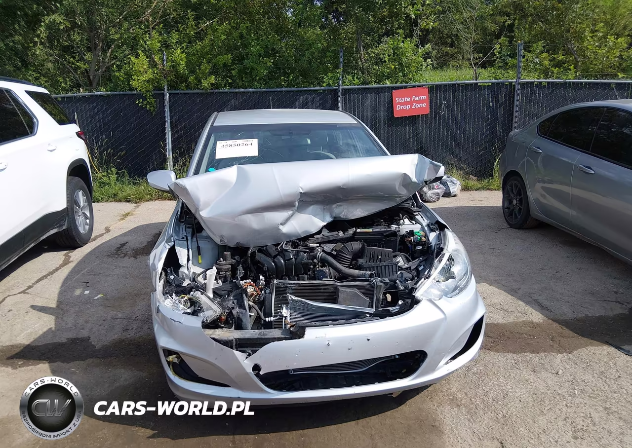2015 Hyundai Accent Gls VIN:KMHCT4AE4FU915677 - 6