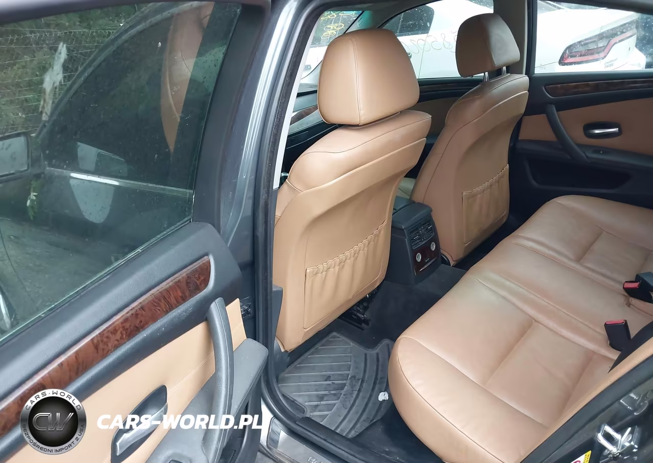 2008 BMW 535I VIN:WBANW135X8CN57118 - 8
