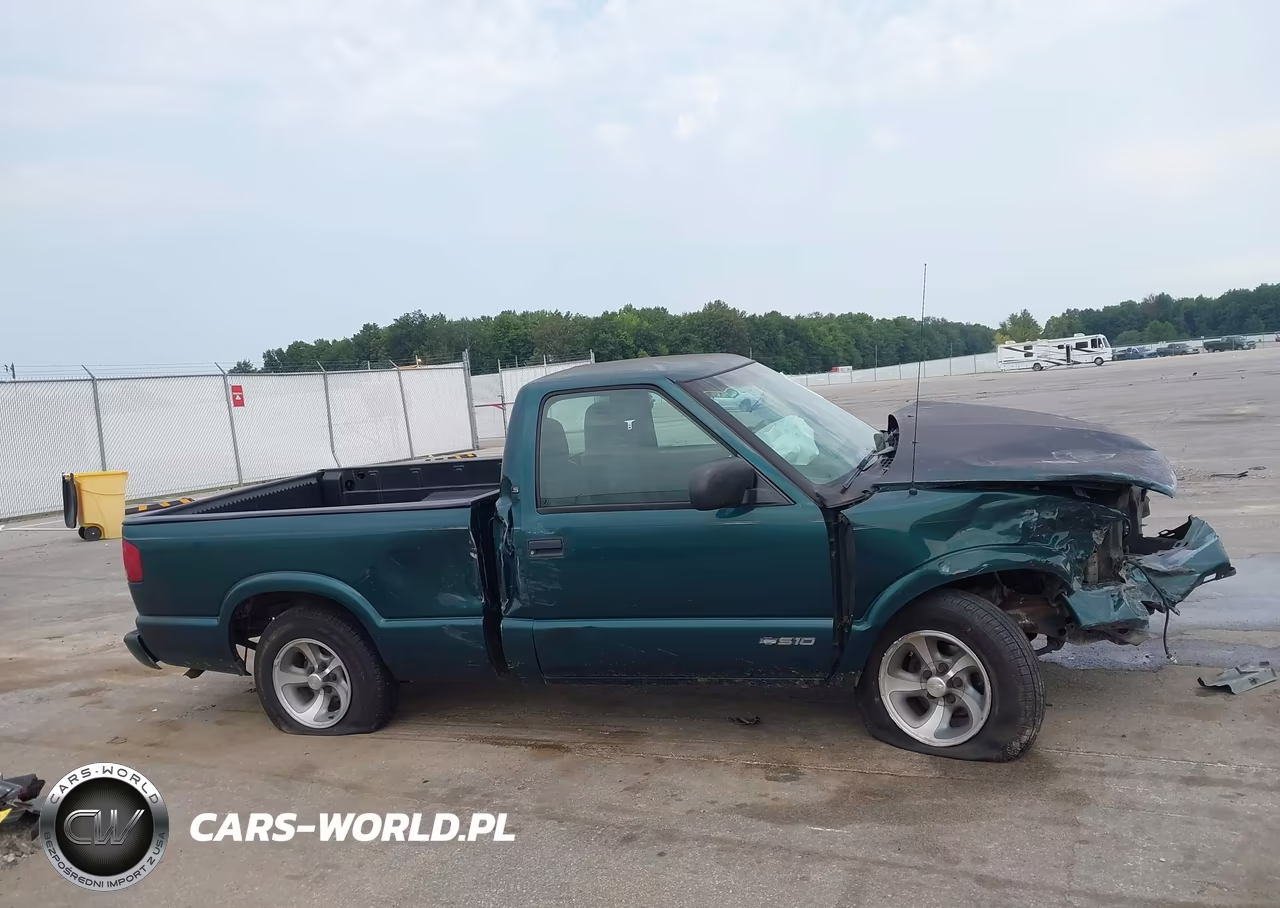 1998 Chevrolet S-10 Ls VIN:1GCCS1440W8232358 - 14
