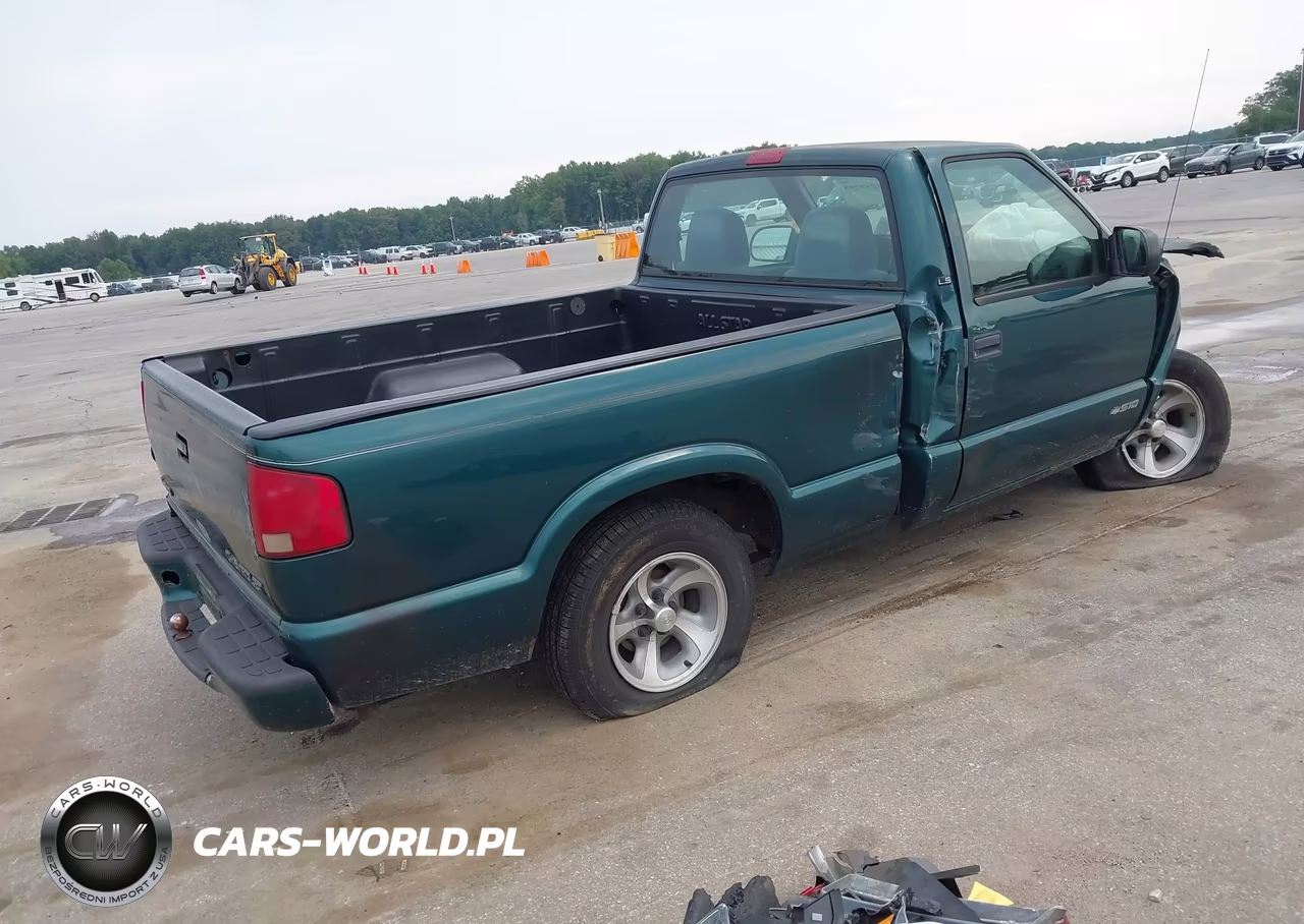 1998 Chevrolet S-10 Ls VIN:1GCCS1440W8232358 - 4