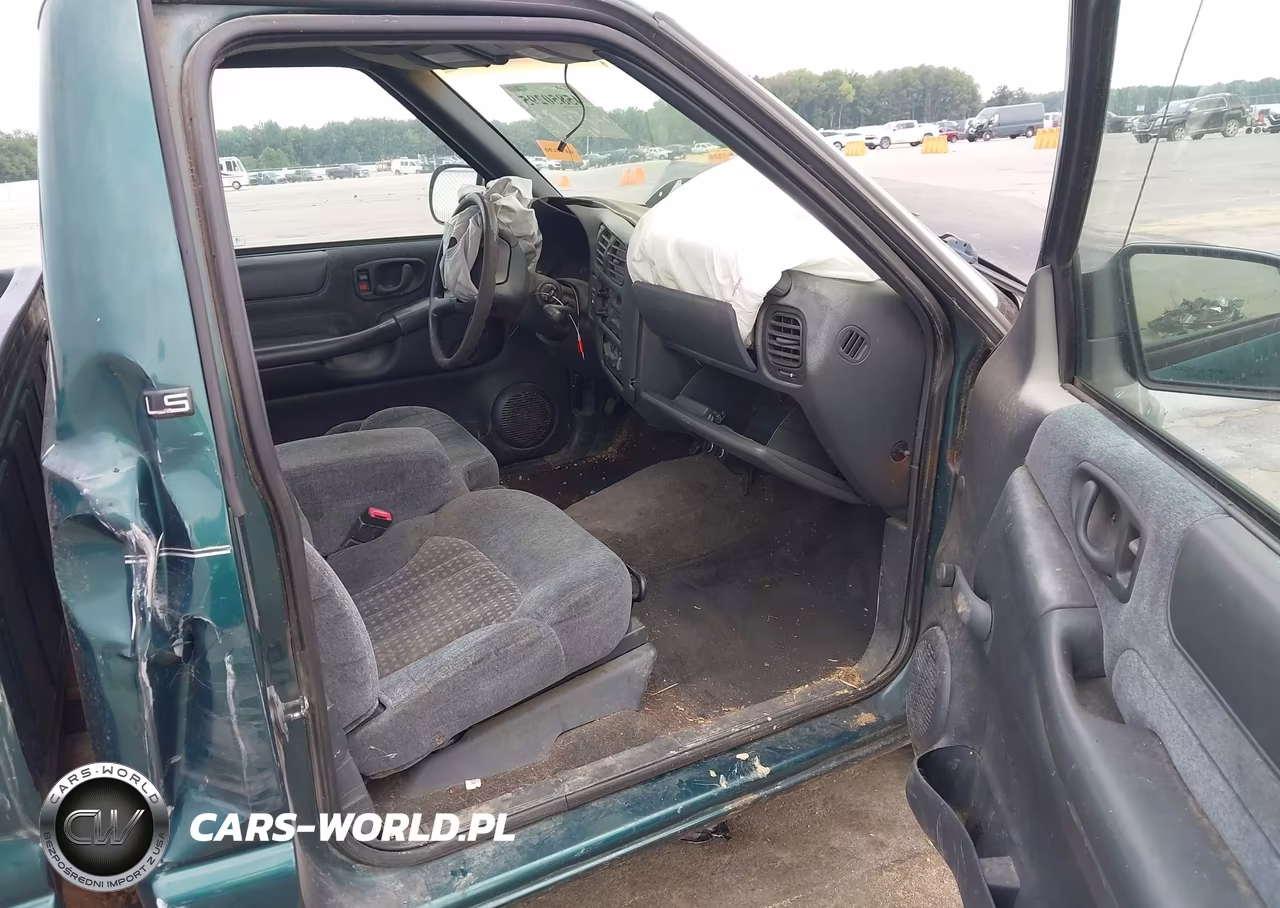1998 Chevrolet S-10 Ls VIN:1GCCS1440W8232358 - 5