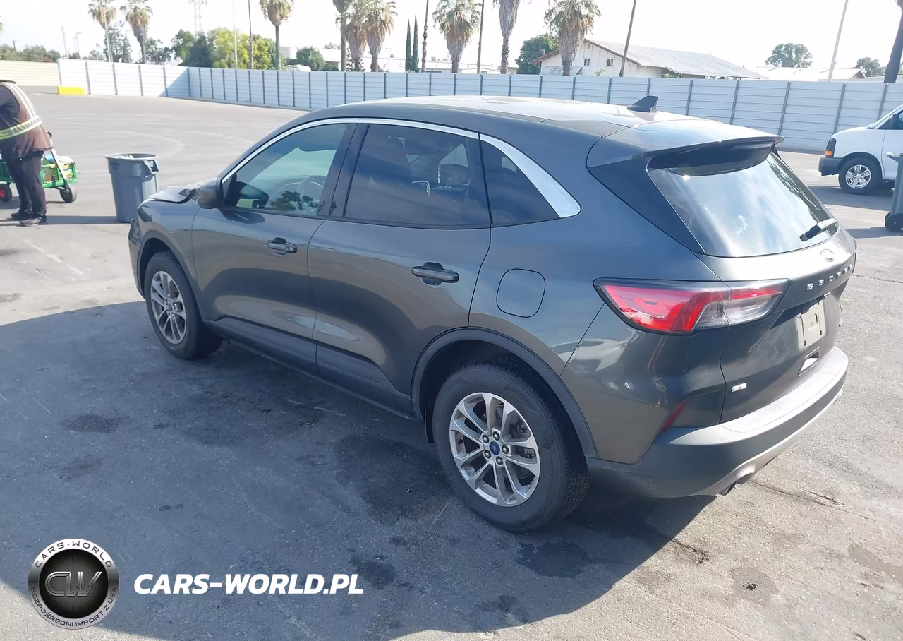 2020 Ford Escape Se VIN:1FMCU9G67LUC61909 - 3