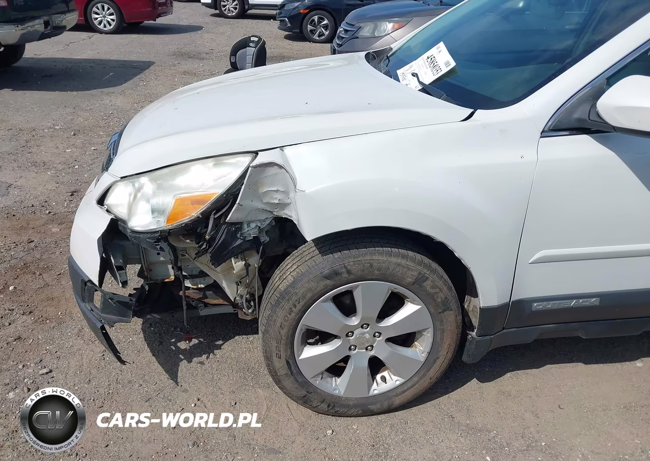 2012 Subaru Outback 2.5I Premium VIN:4S4BRBCC8C3295735 - 14