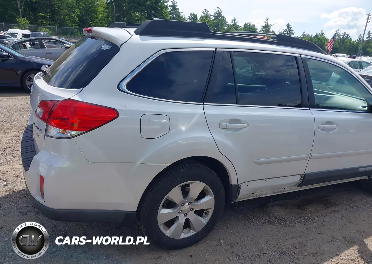 2012 Subaru Outback 2.5I Premium VIN:4S4BRBCC8C3295735 - 16