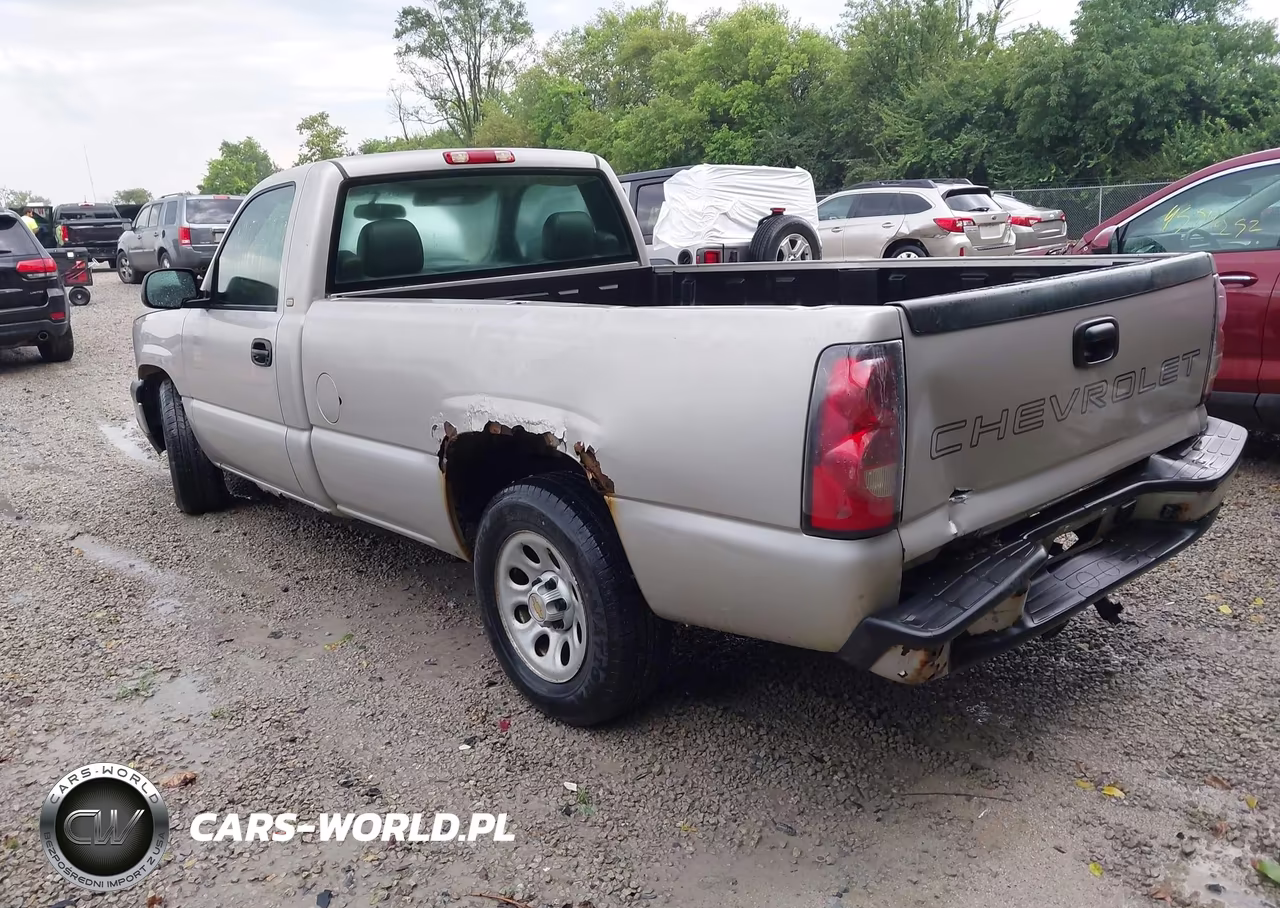 2005 Chevrolet Silverado 1500 Work Truck VIN:1GCEC14X85Z228602 - 3