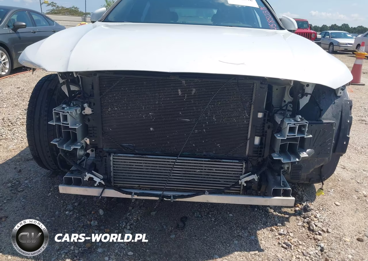 2019 Volvo S90 T5 Momentum VIN:LVY102AK2KP106579 - 6