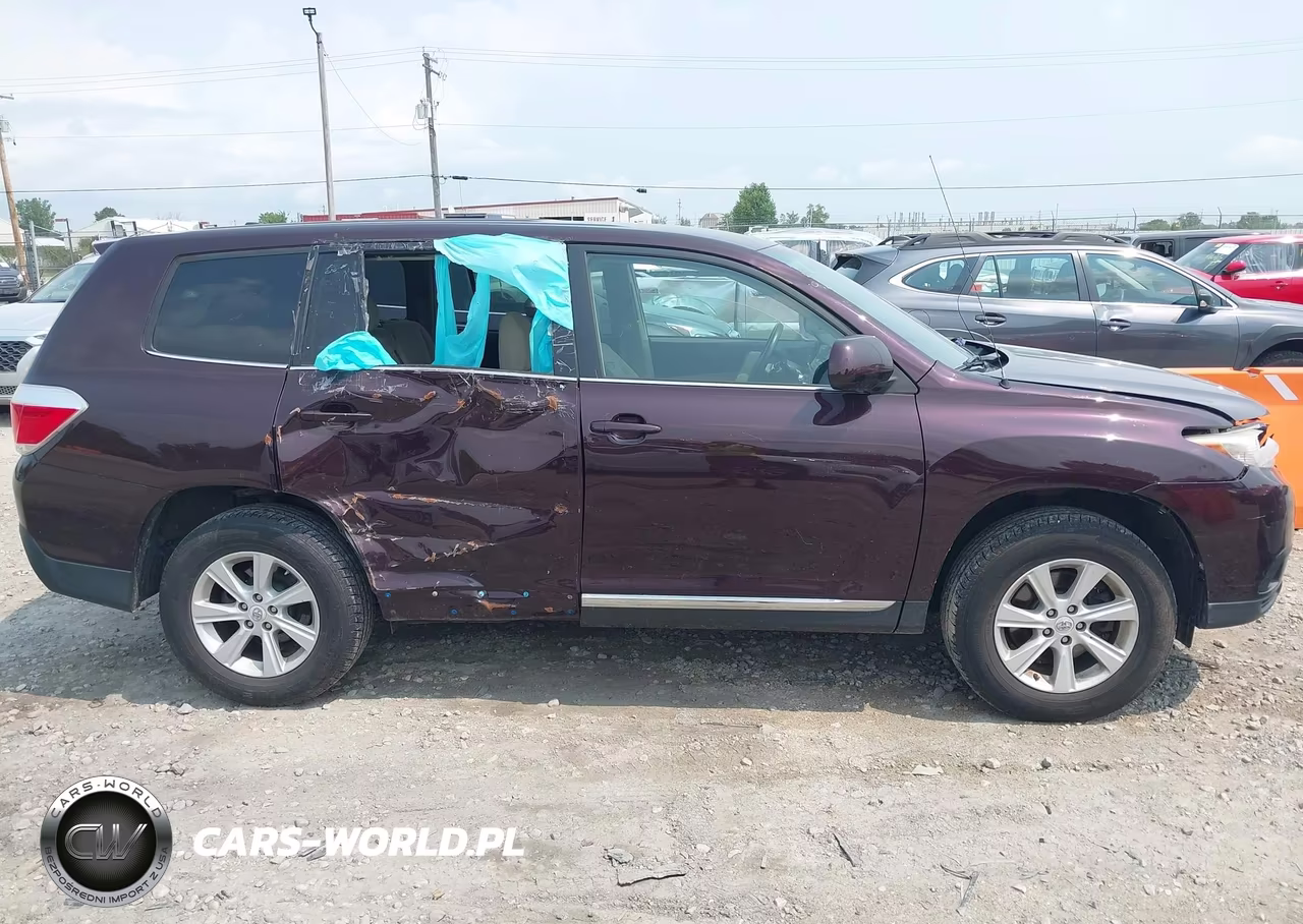 2011 Toyota Highlander Base V6 VIN:5TDBK3EH7BS066628 - 13