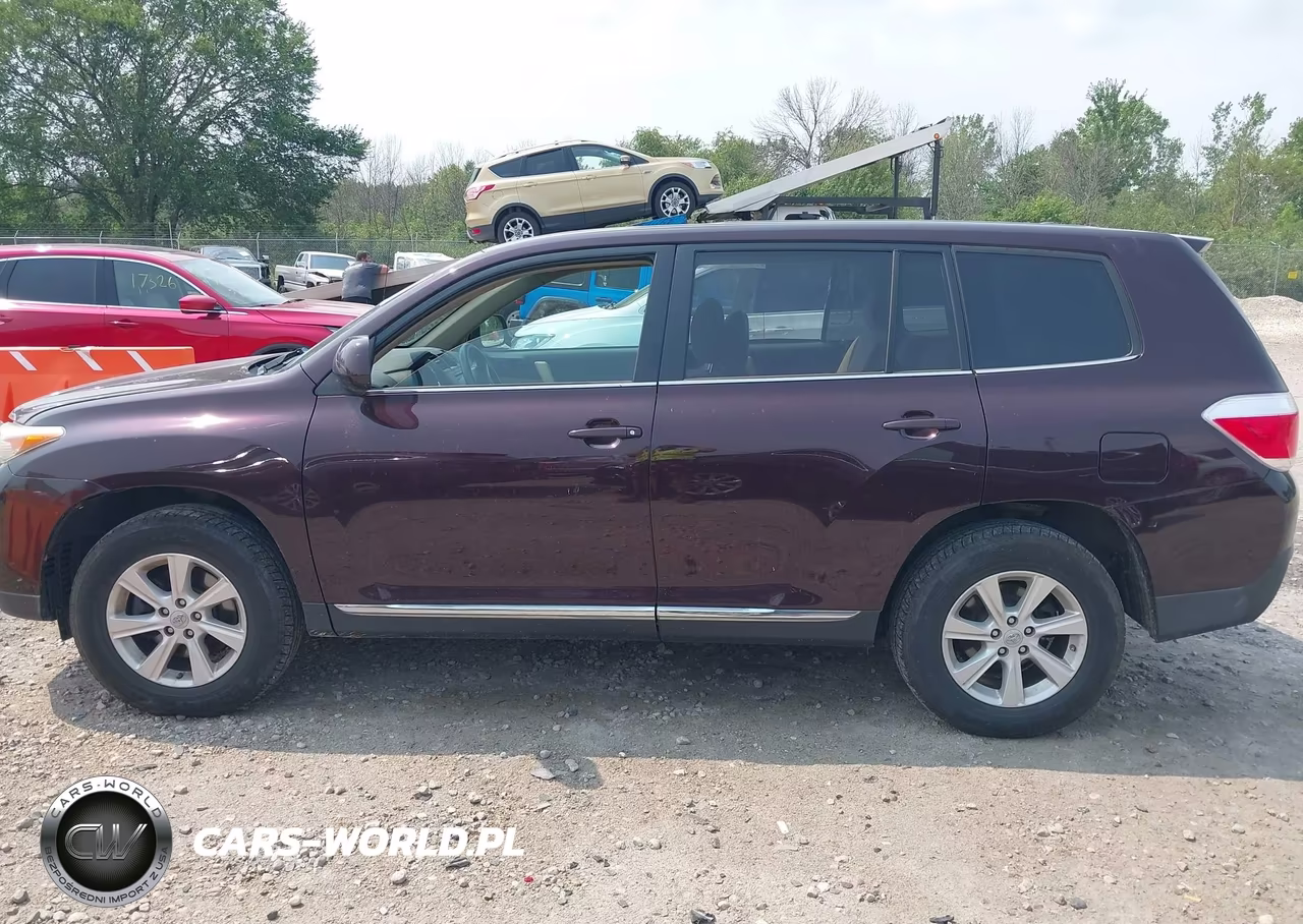 2011 Toyota Highlander Base V6 VIN:5TDBK3EH7BS066628 - 14