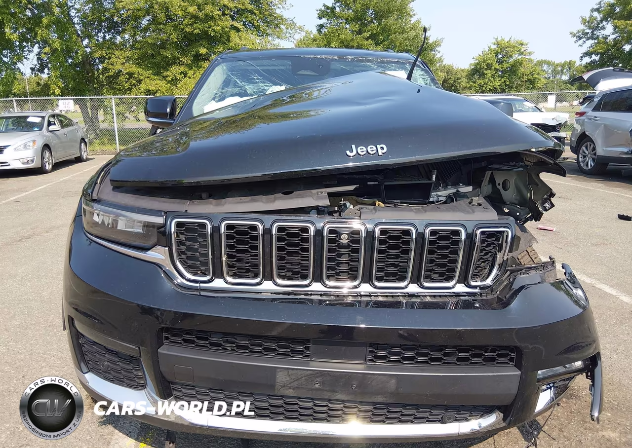 2021 Jeep Grand Cherokee L Limited 4X4 VIN:1C4RJKBG1M8122920 - 11