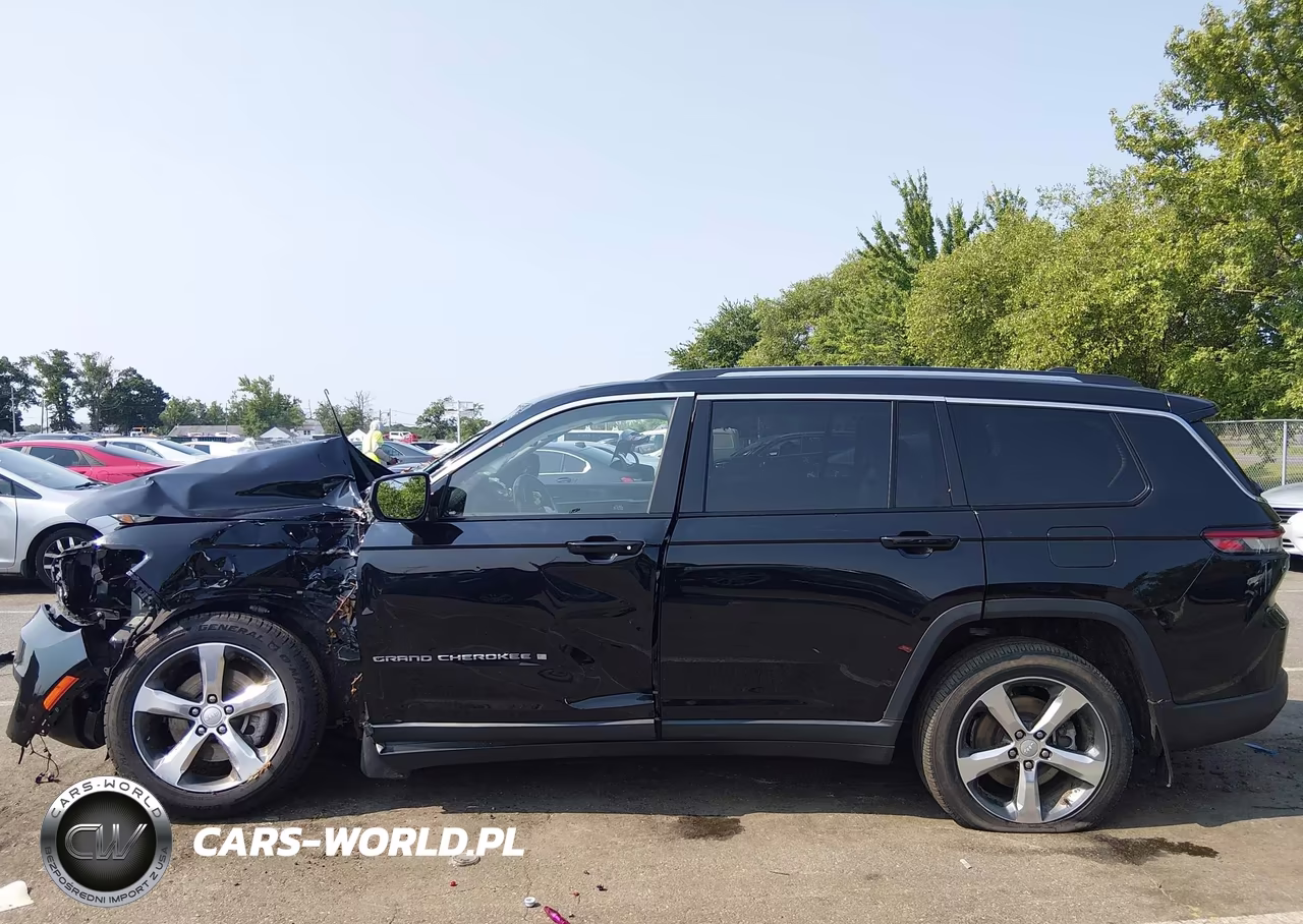 2021 Jeep Grand Cherokee L Limited 4X4 VIN:1C4RJKBG1M8122920 - 13
