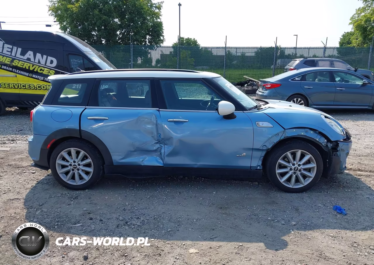 2017 Mini Clubman Cooper S VIN:WMWLU5C55H2C45561 - 13