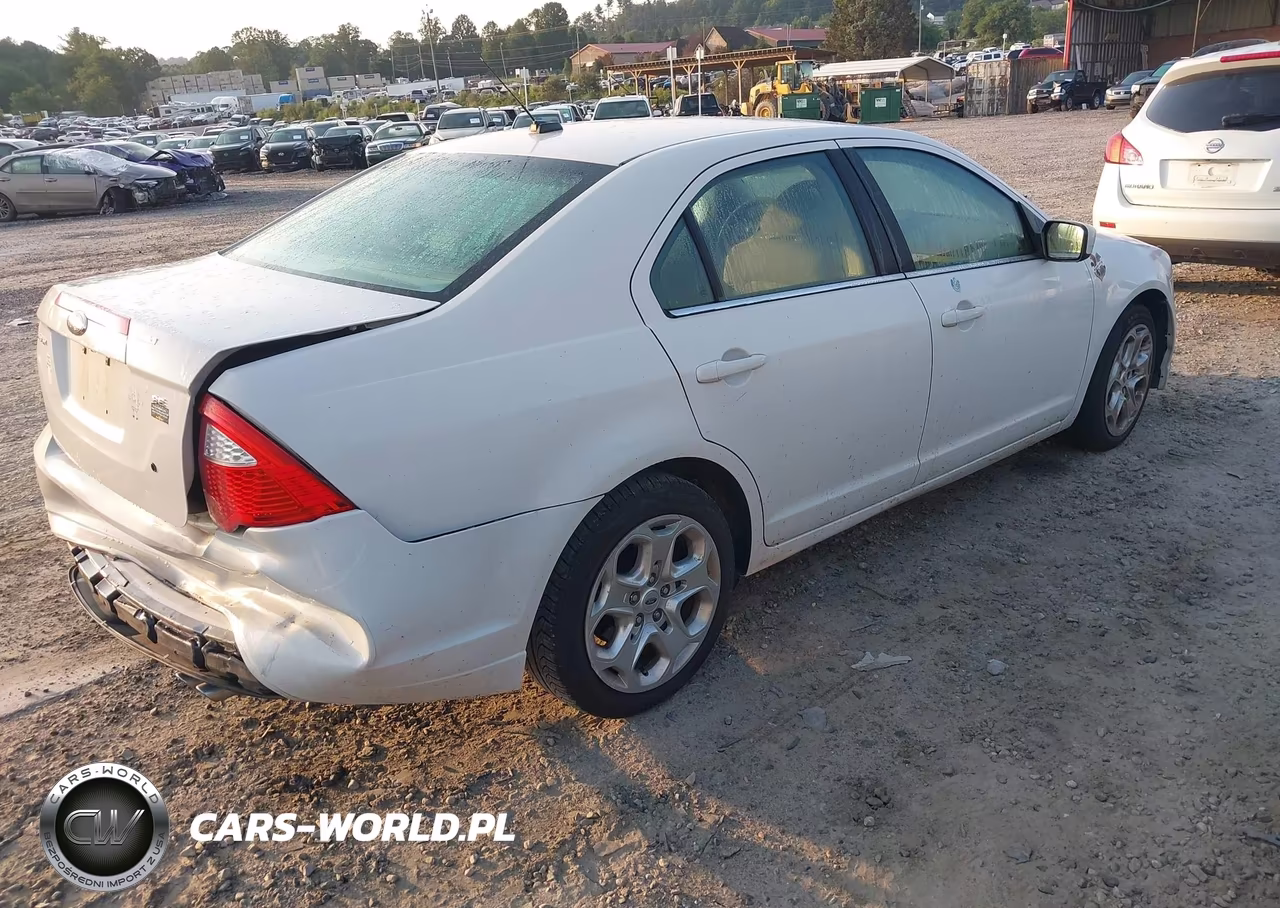 2010 Ford Fusion Se VIN:3FAHP0HAXAR308022 - 4