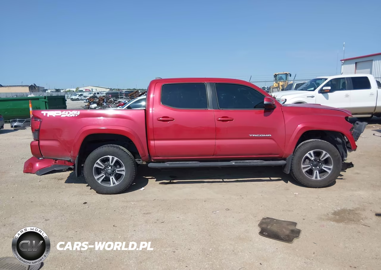 2018 Toyota Tacoma VIN:3TMCZ5AN1JM171882 - 14
