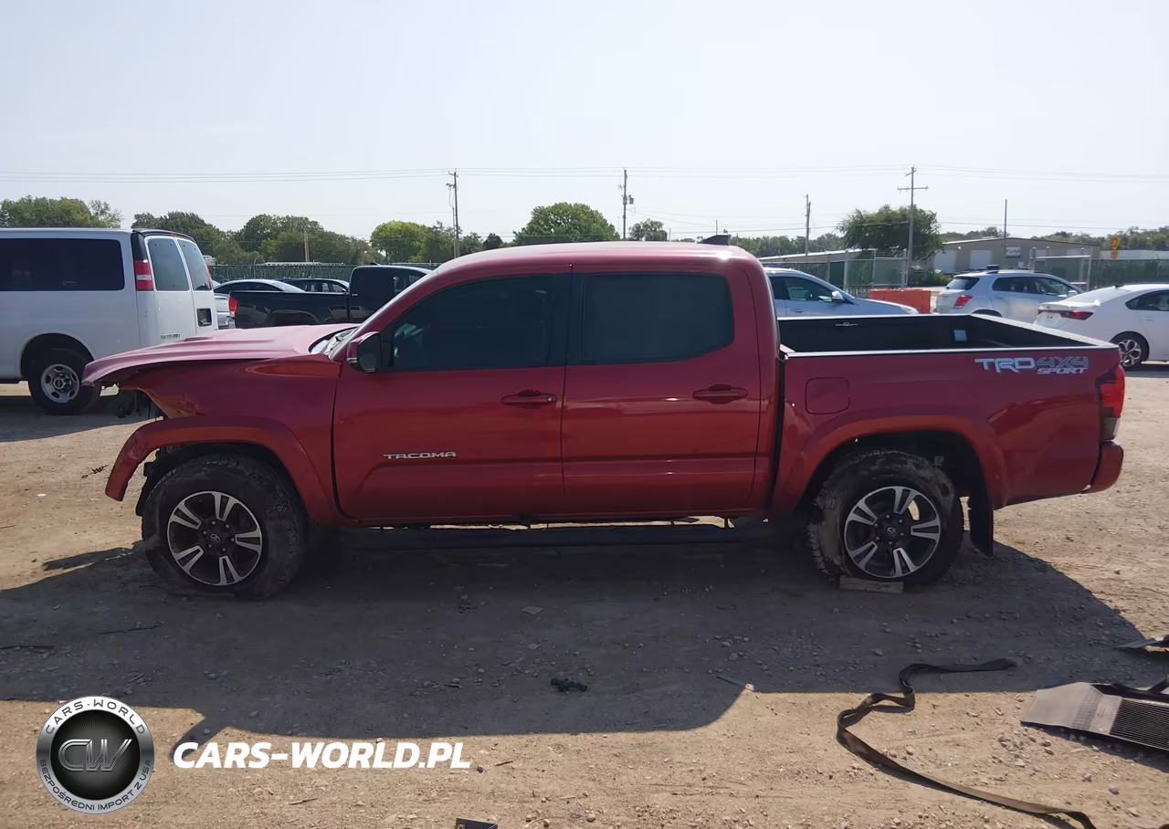 2018 Toyota Tacoma VIN:3TMCZ5AN1JM171882 - 15