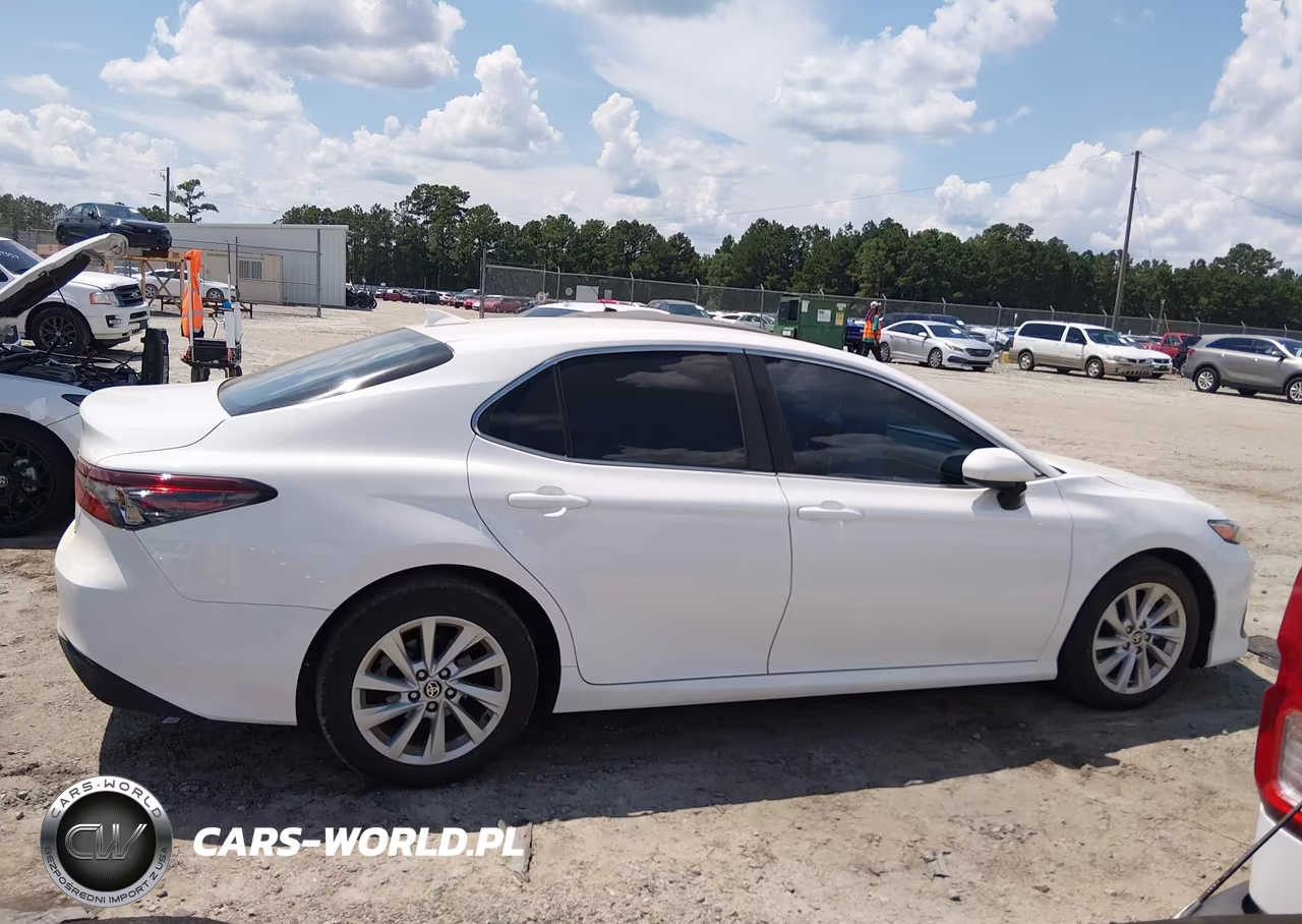 2024 Toyota Camry Le VIN:4T1C11AK5RU222776 - 13