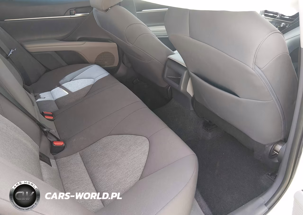 2024 Toyota Camry Le VIN:4T1C11AK5RU222776 - 8