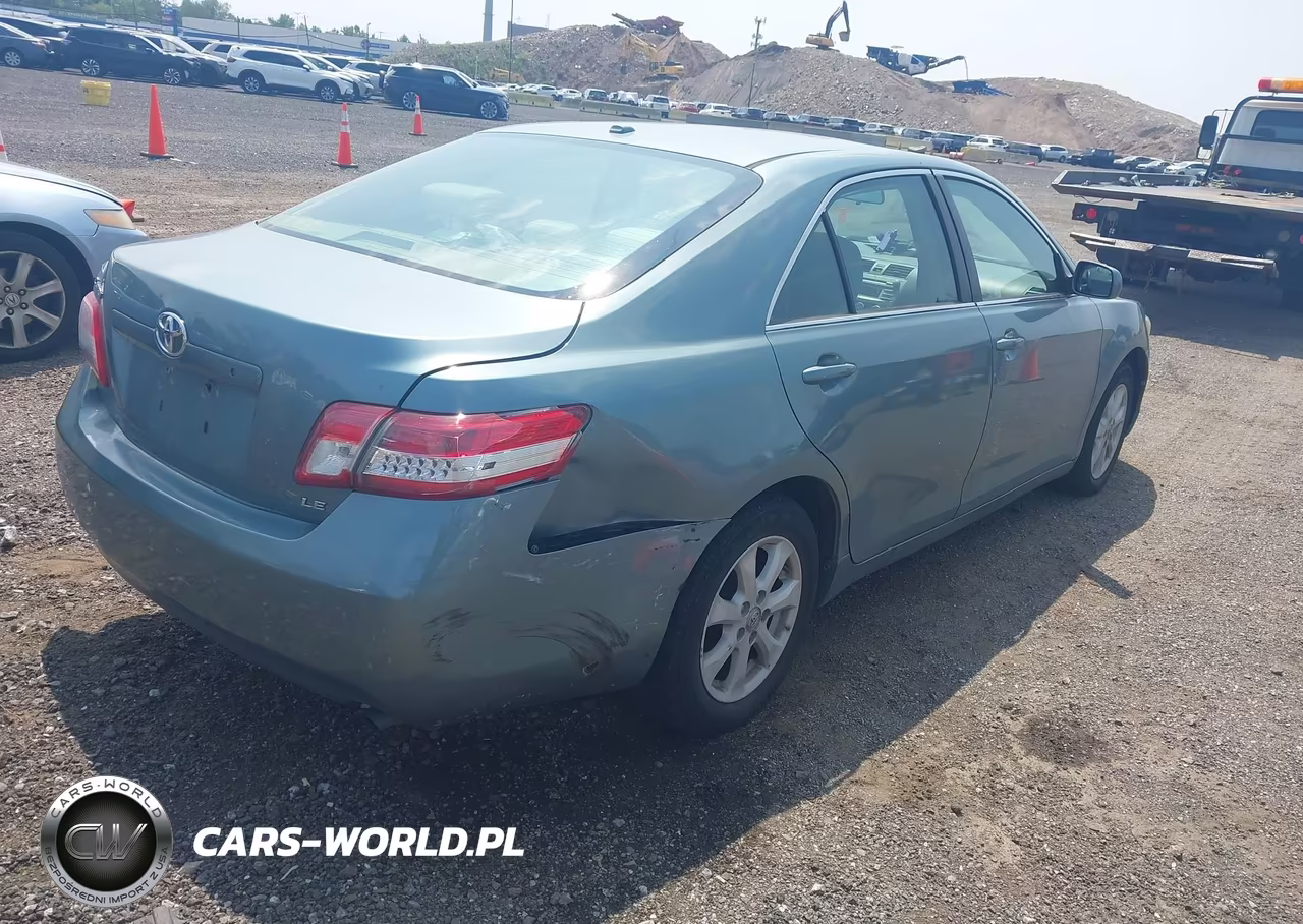 2010 Toyota Camry Le VIN:4T4BF3EK7AR076409 - 4
