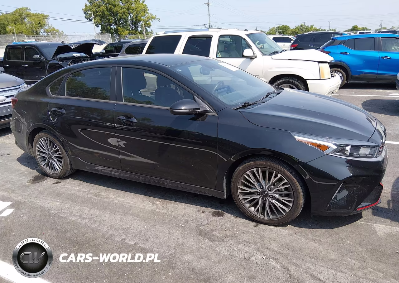 2023 Kia Forte Gt-Line VIN:3KPF54AD0PE578590 - 14