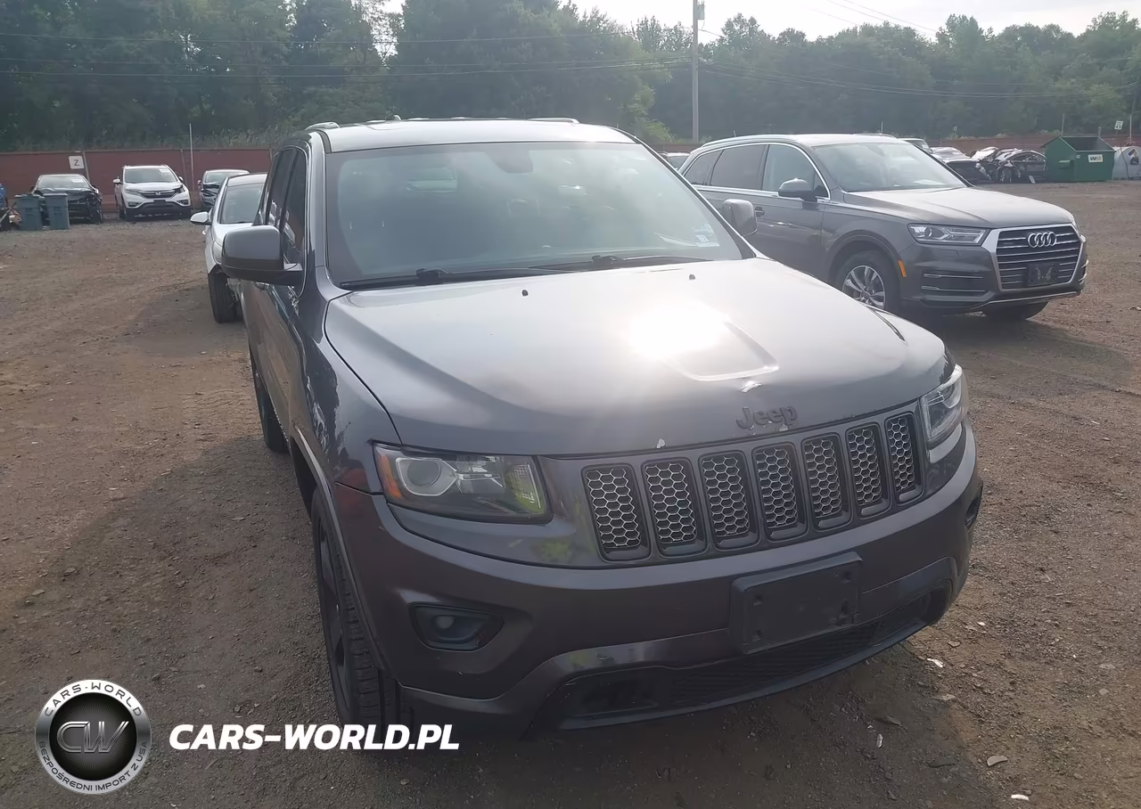 2015 Jeep Grand Cherokee Altitude VIN:1C4RJFAG7FC195931 - 17