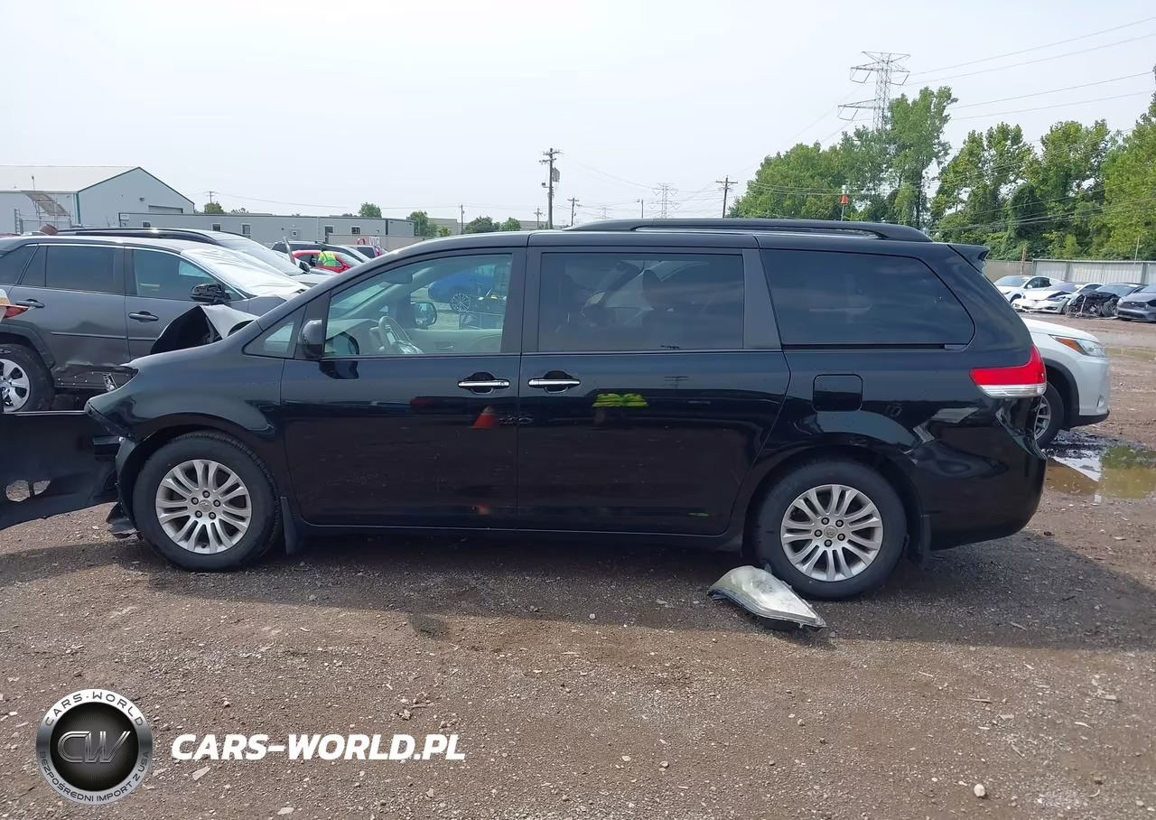 2013 Toyota Sienna Xle V6 8 Passenger VIN:5TDYK3DCXDS391194 - 15