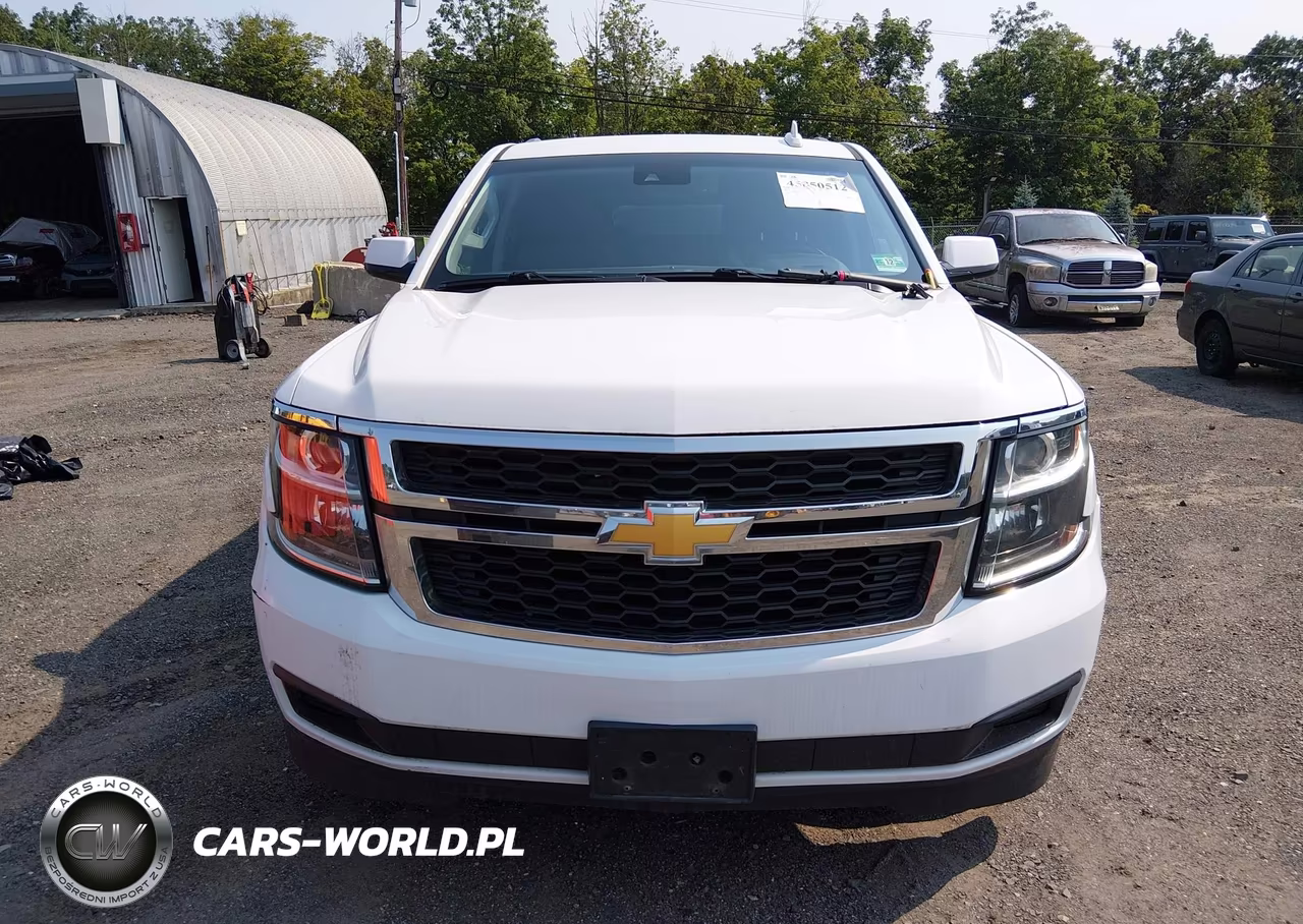 2018 Chevrolet Suburban Lt VIN:1GNSKHKC7JR244192 - 12