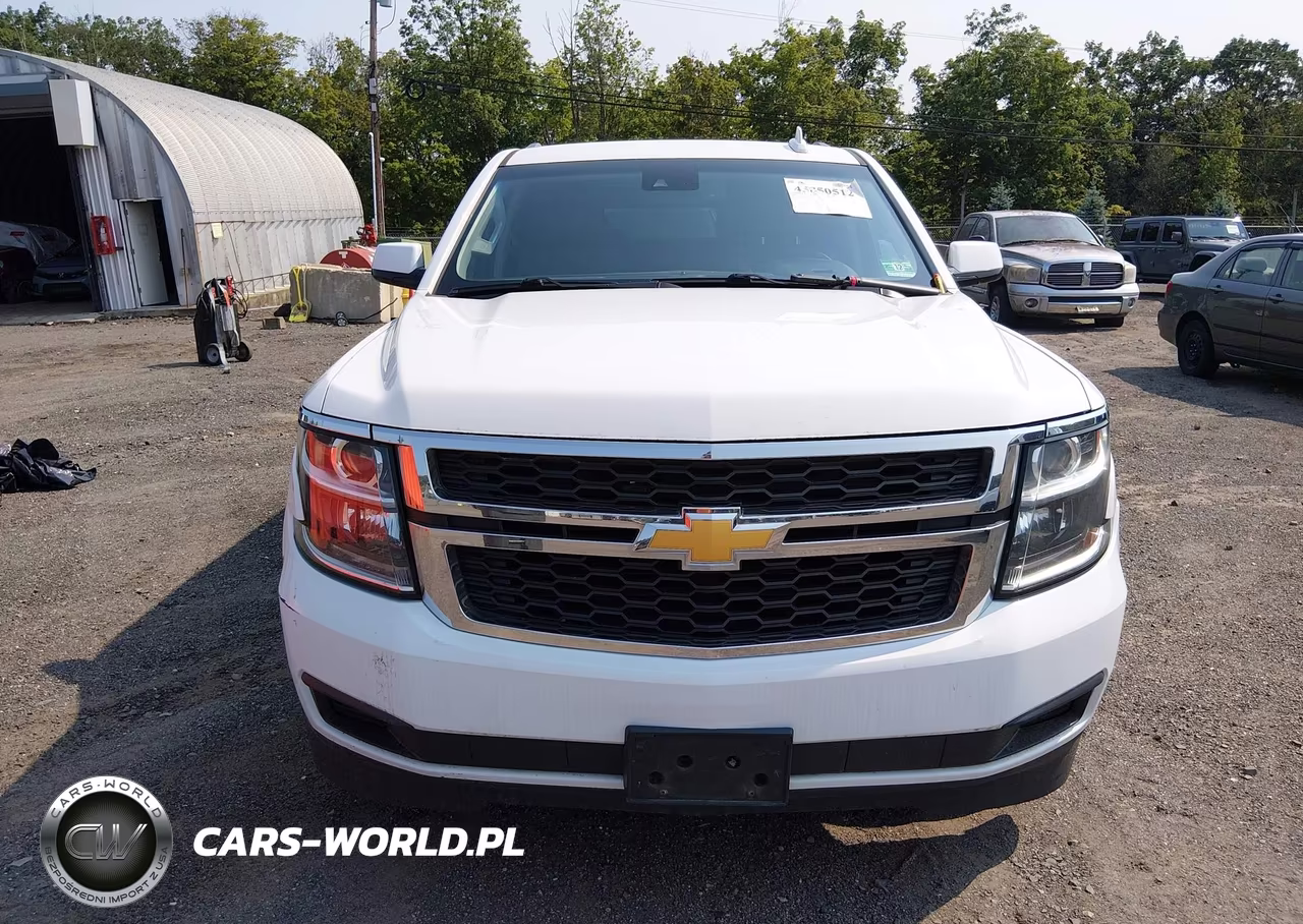 2018 Chevrolet Suburban Lt VIN:1GNSKHKC7JR244192 - 6