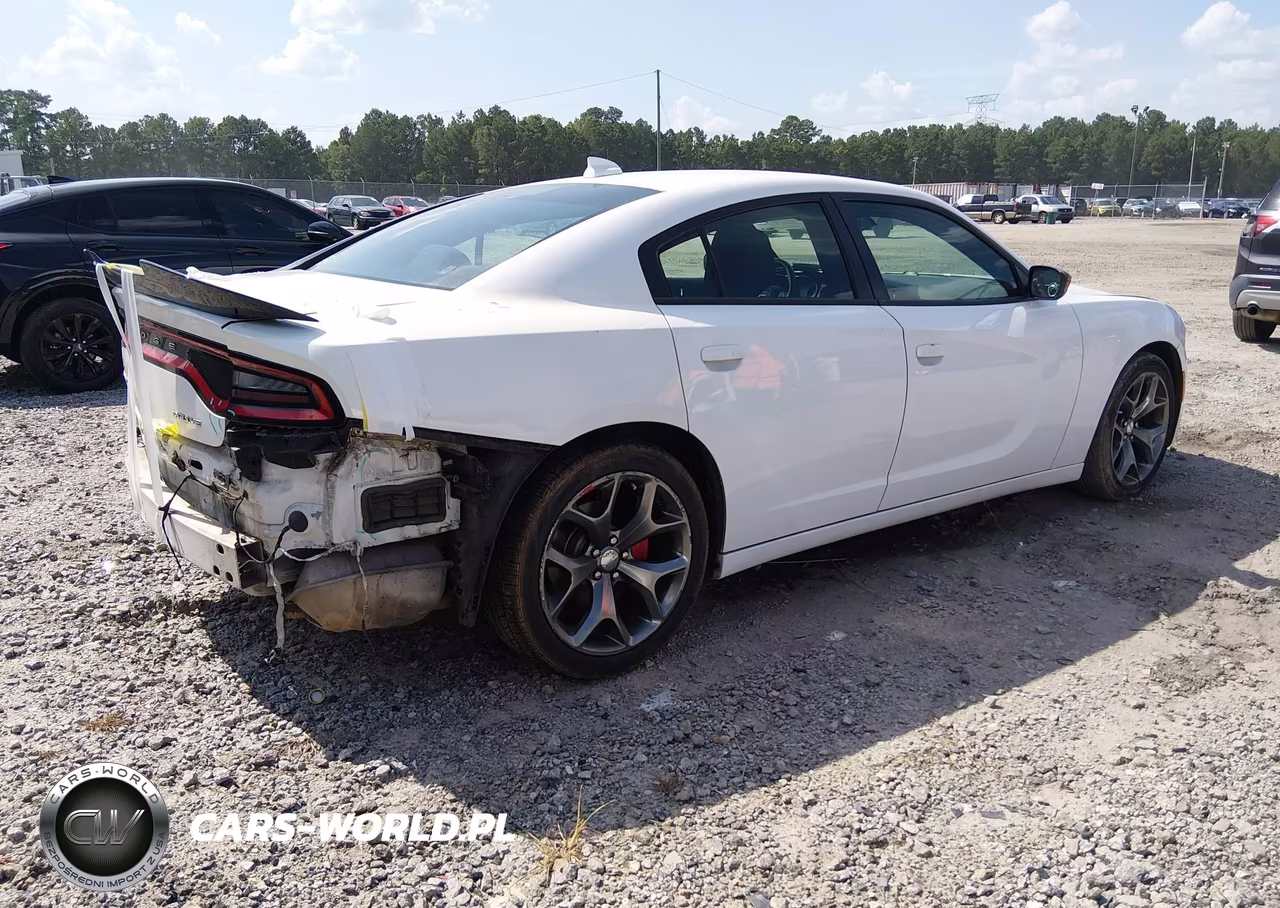 2016 Dodge Charger Sxt VIN:2C3CDXHG2GH292532 - 4