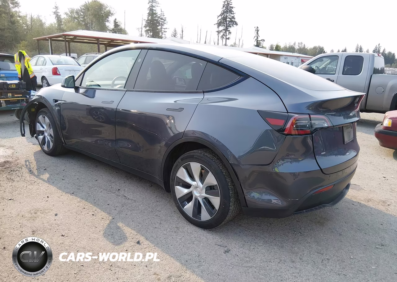 2023 Tesla Model Y Awd-Long Range Dual Motor All-Wheel Drive VIN:7SAYGDEE5PF960083 - 3