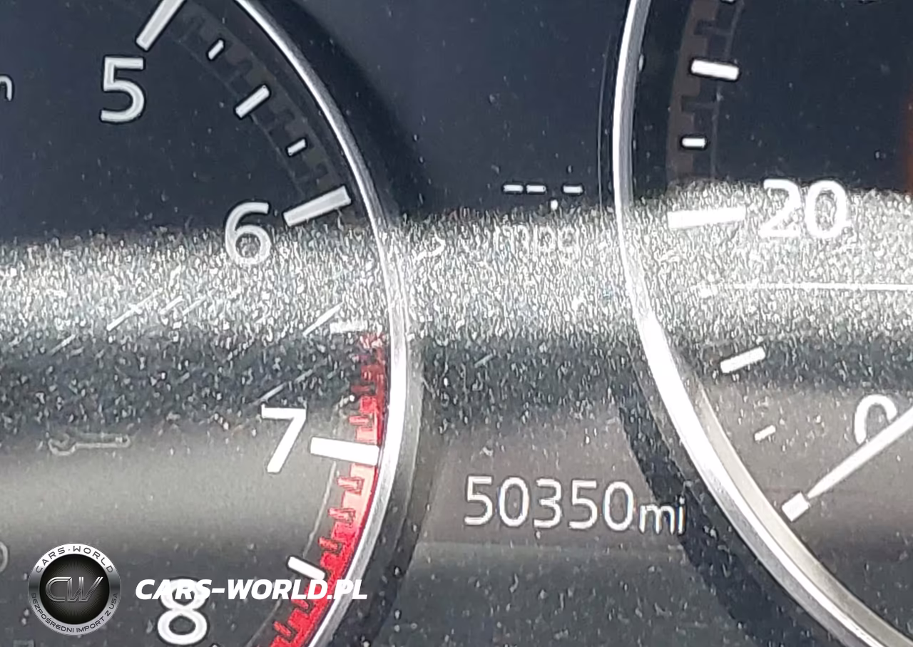 2019 Mazda Mazda3 Premium Package VIN:JM1BPANM5K1138622 - 15