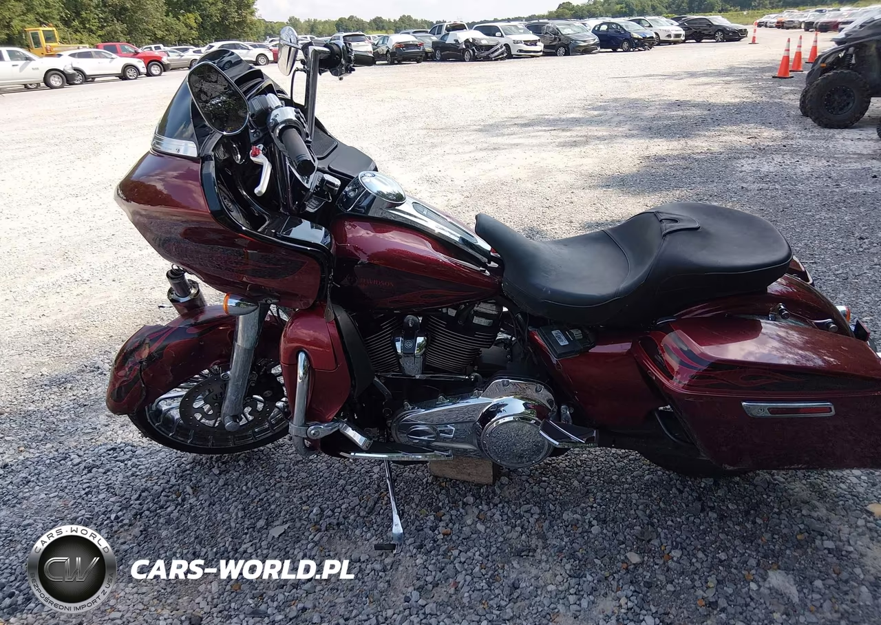 2017 Harley-Davidson Fltrxs Road Glide Special VIN:1HD1KTC11HB641399 - 13