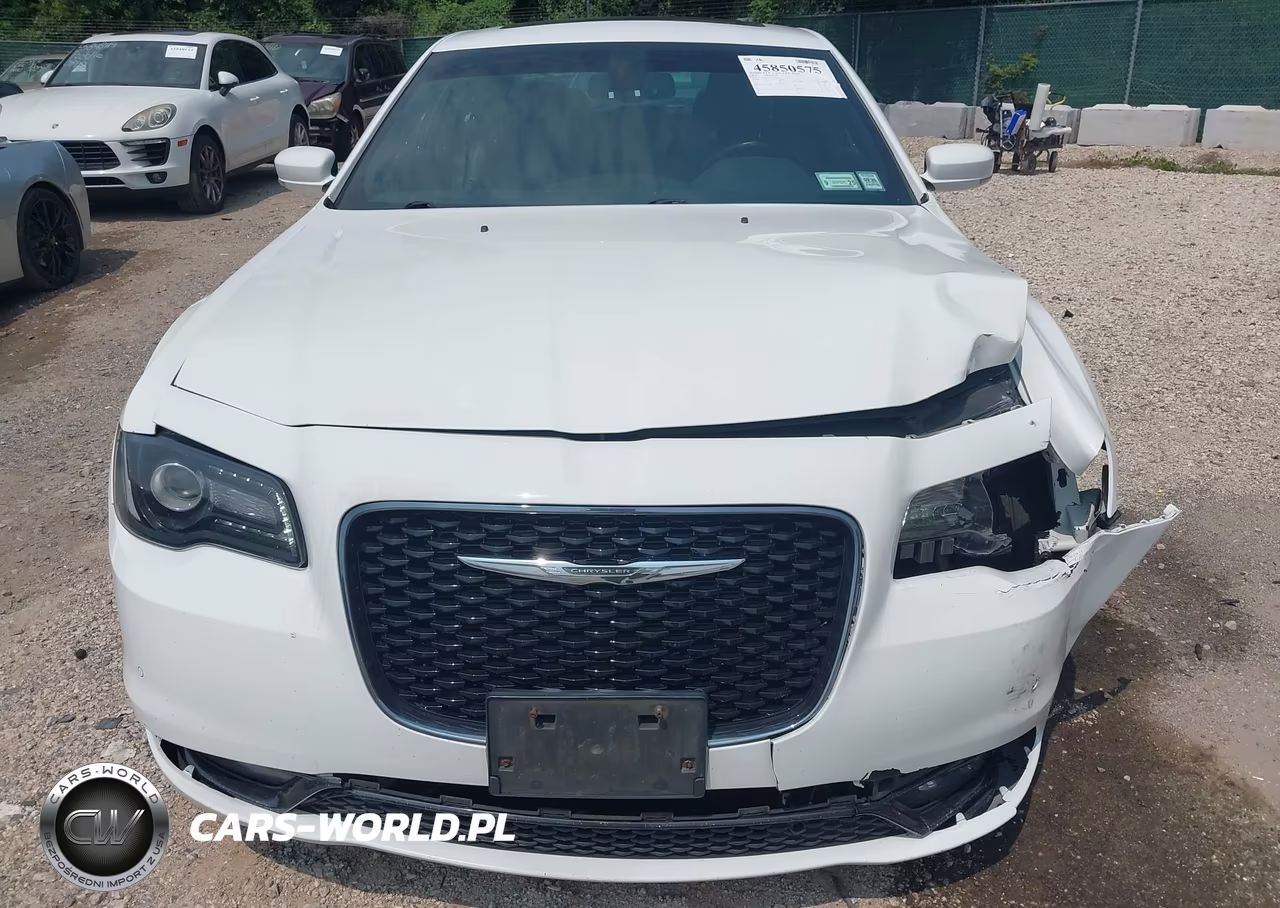 2016 Chrysler 300 300S VIN:2C3CCABG1GH147930 - 6