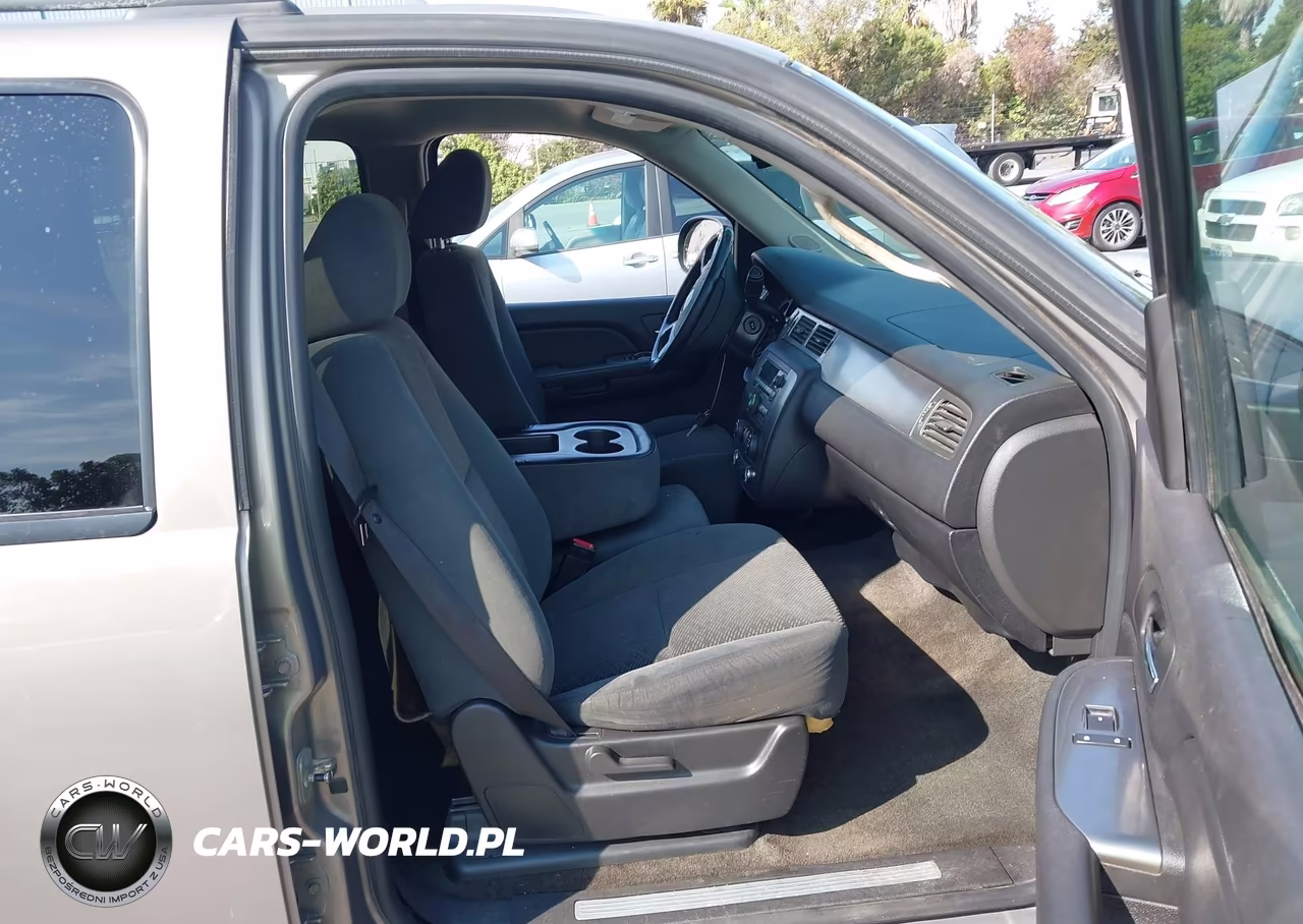 2007 Chevrolet Suburban Ls VIN:1GNFK16337J303748 - 5