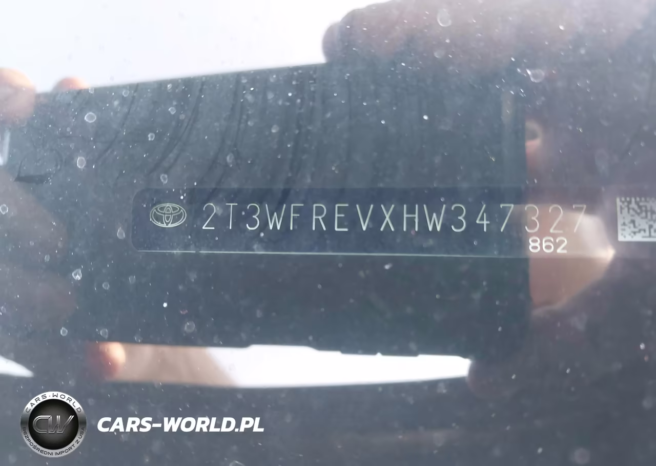 2017 Toyota Rav4 Xle VIN:2T3WFREVXHW347327 - 9