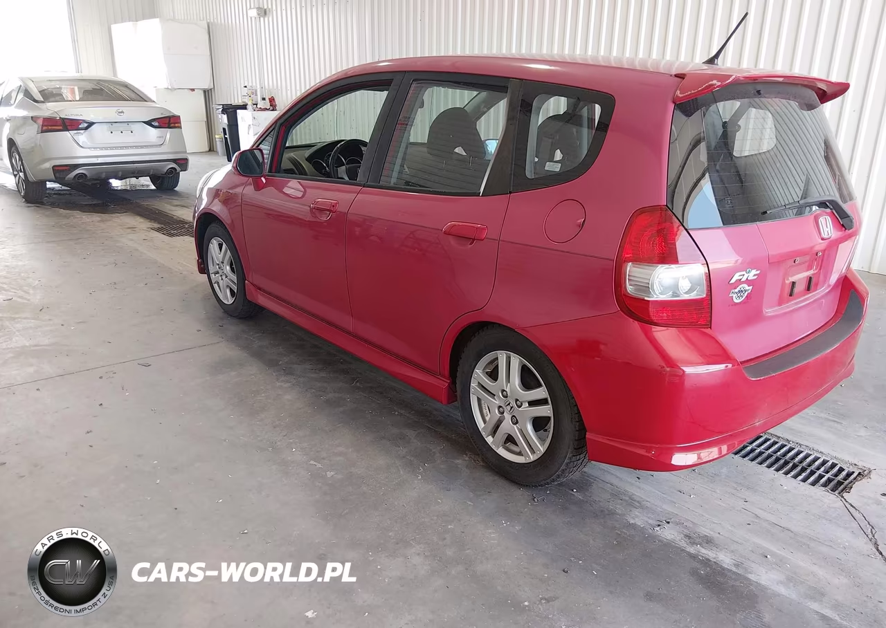 2008 Honda Fit Sport VIN:JHMGD38628S059224 - 3