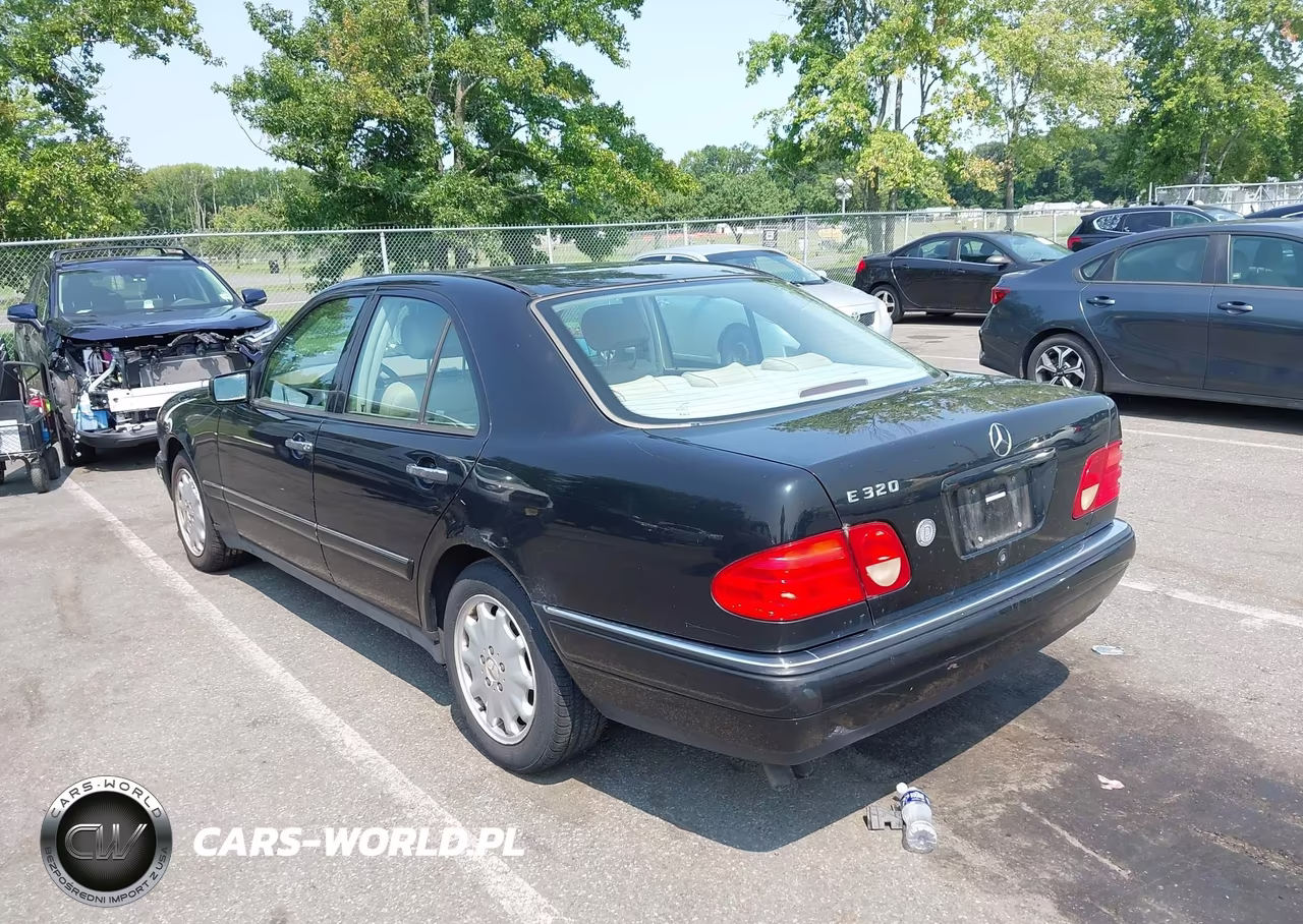 1999 Mercedes-Benz E 320 VIN:WDBJF65H9XA864858 - 3