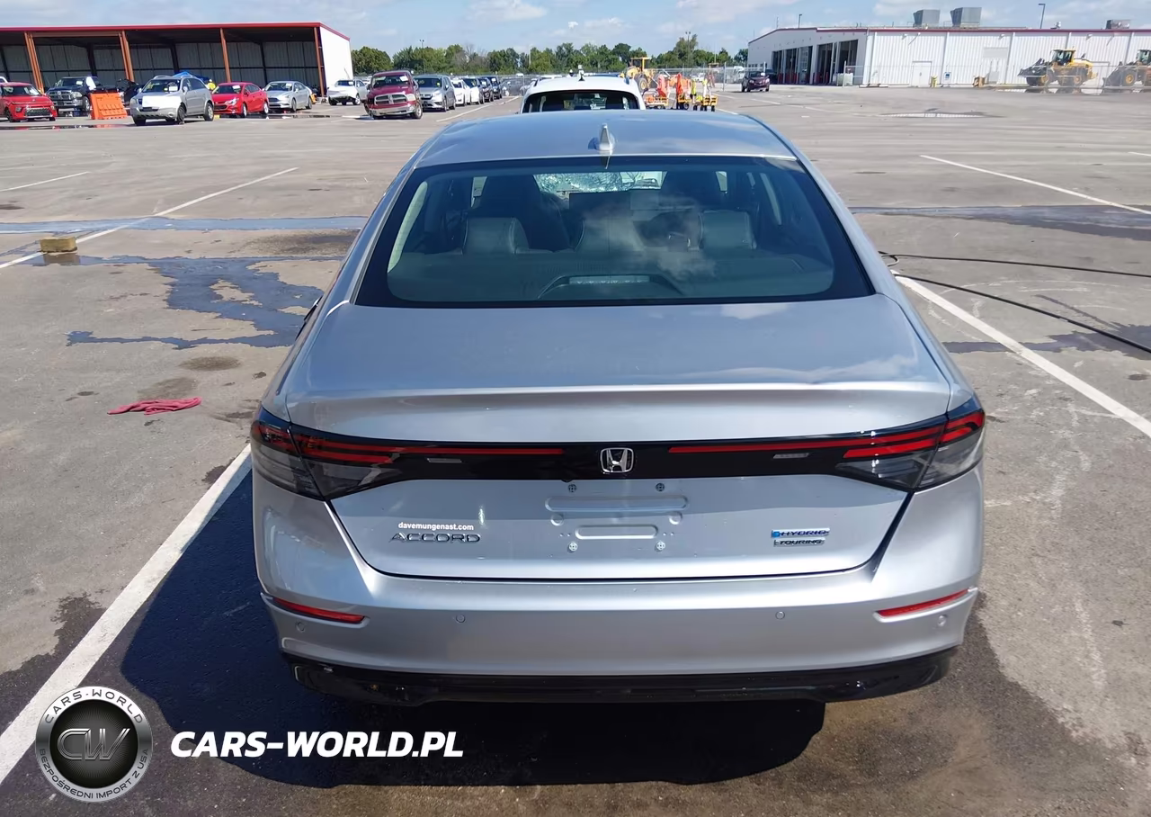 2023 Honda Accord Hybrid Touring VIN:1HGCY2F82PA004734 - 16