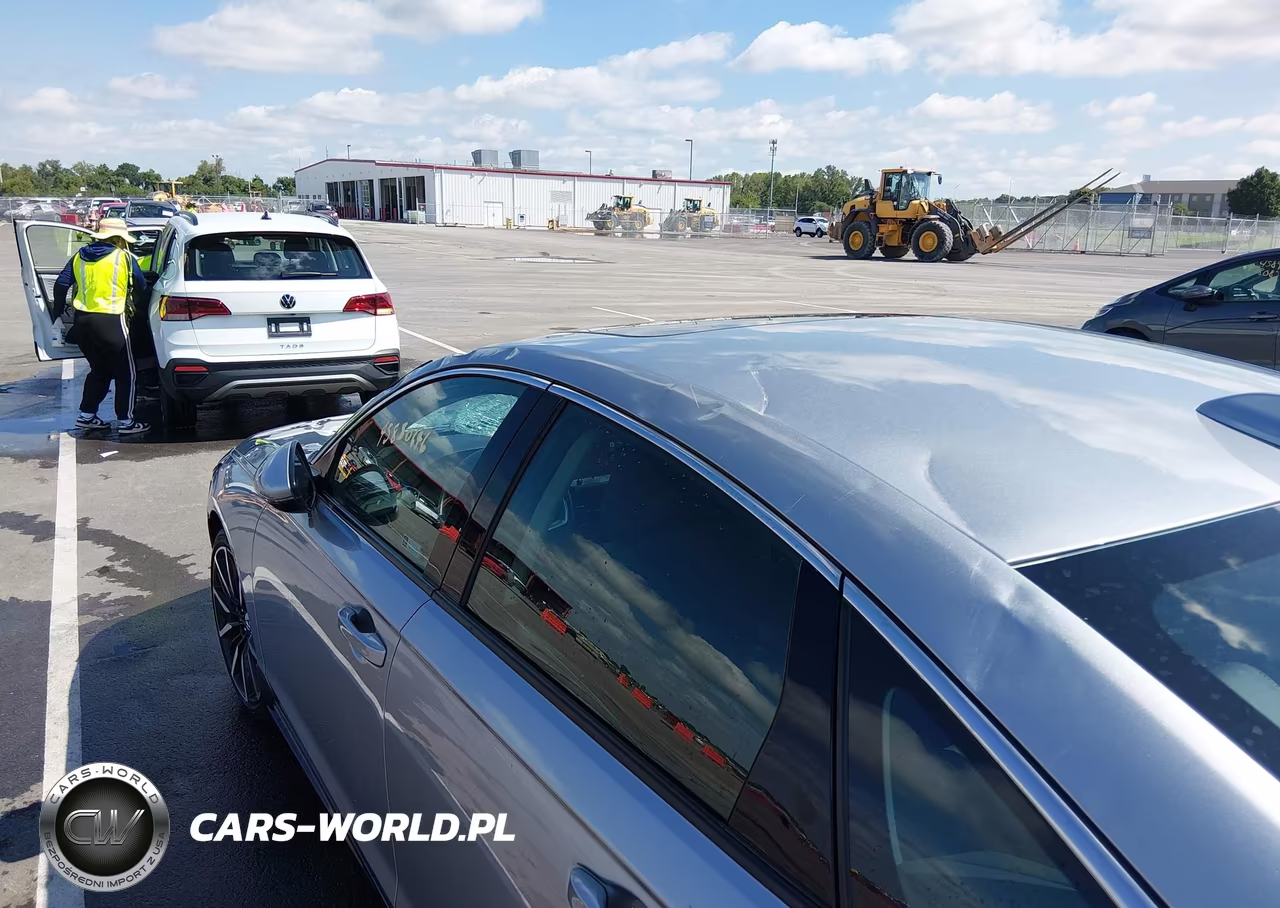 2023 Honda Accord Hybrid Touring VIN:1HGCY2F82PA004734 - 6